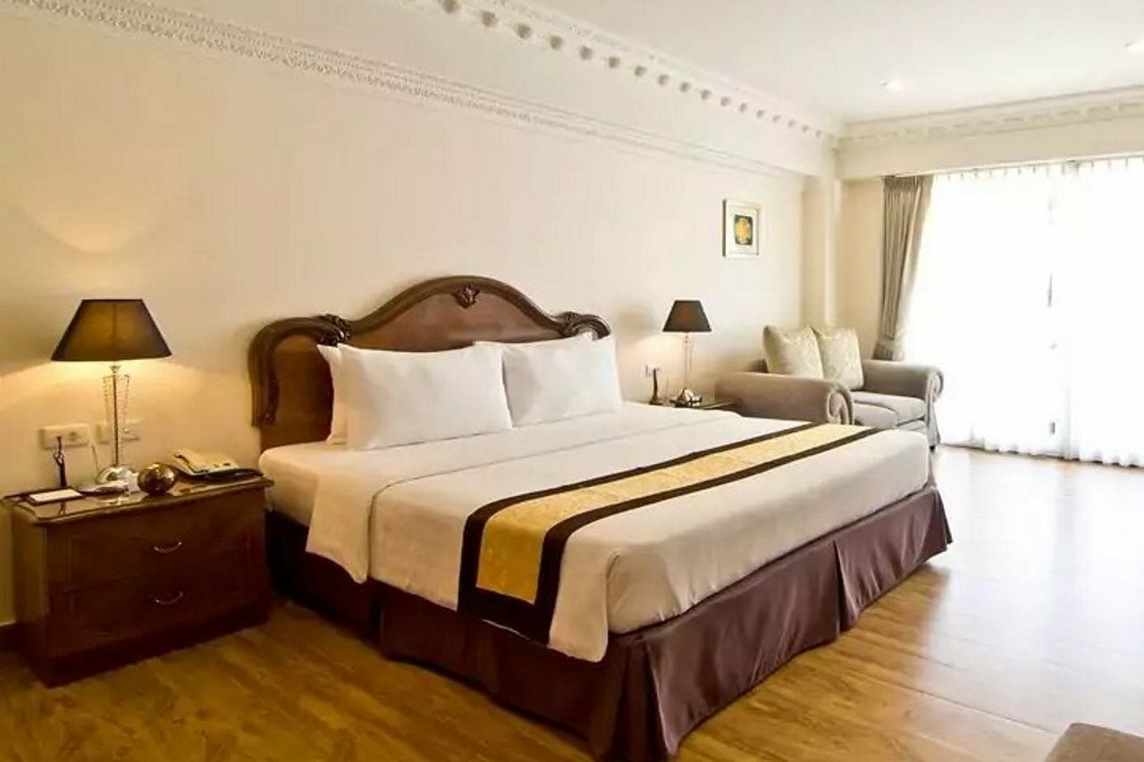 Lk Royal Suite Паттайя Экстерьер фото